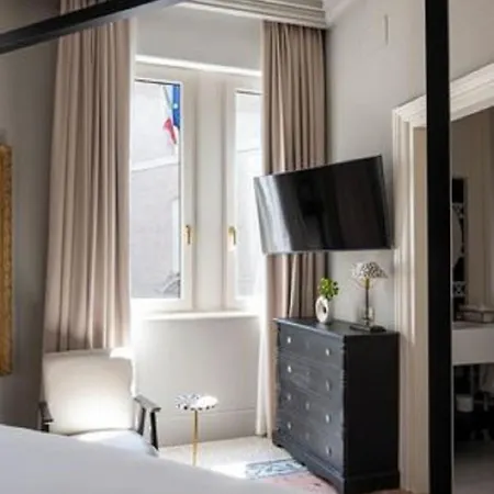 Apartment In The Fashion District *